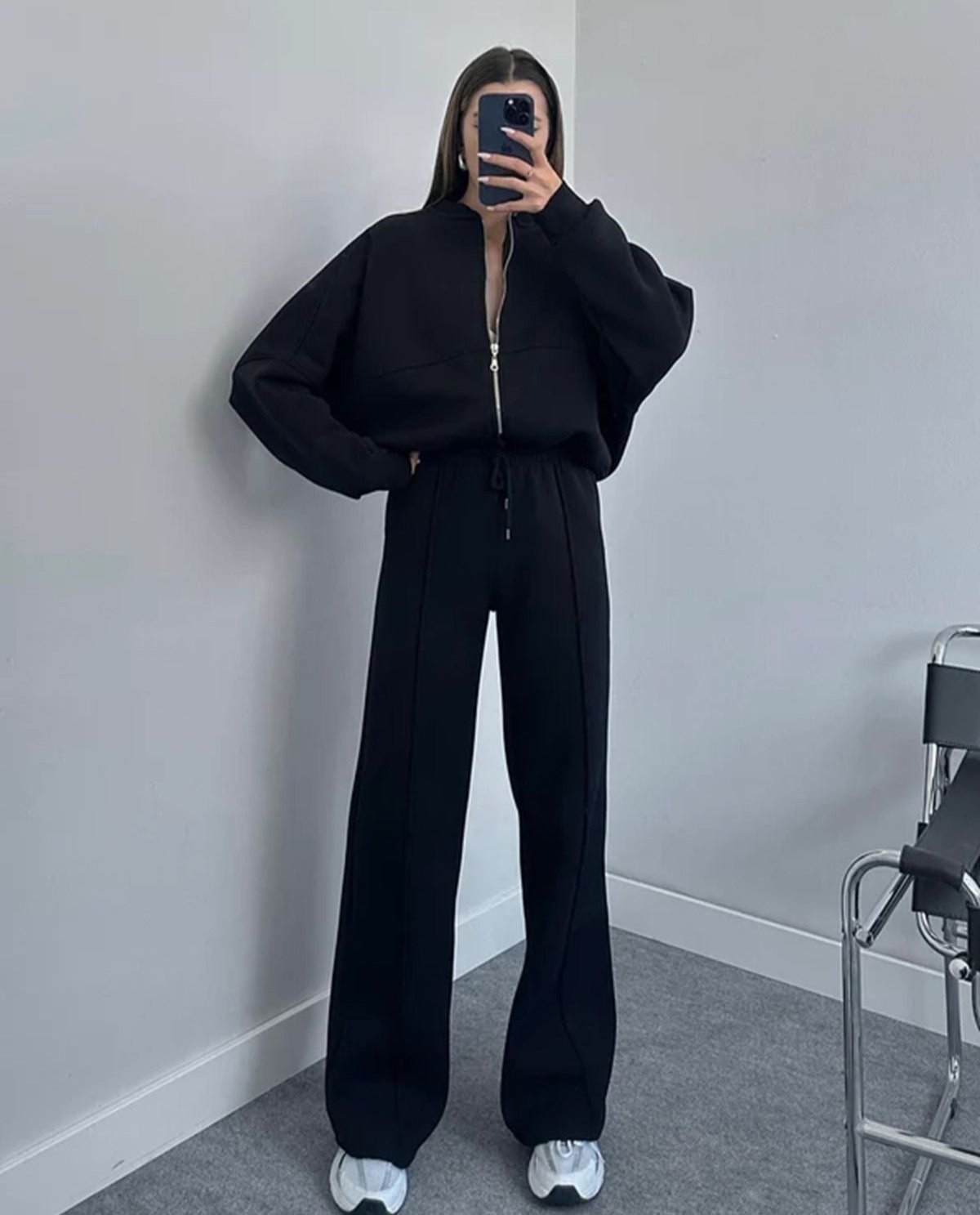 VICTORIA | Luxe Tracksuit